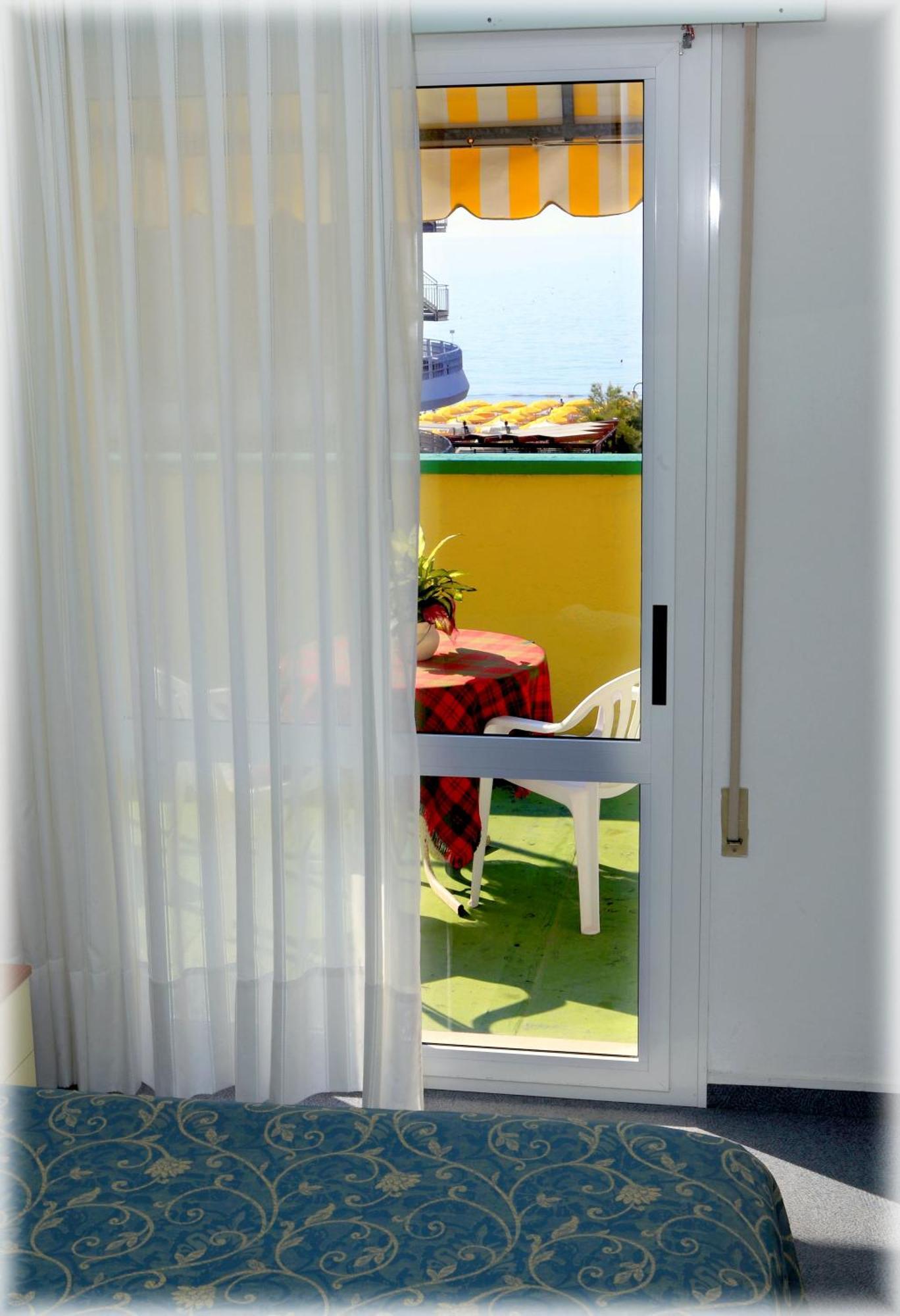 Hotel Derby S Lido di Jesolo Room photo