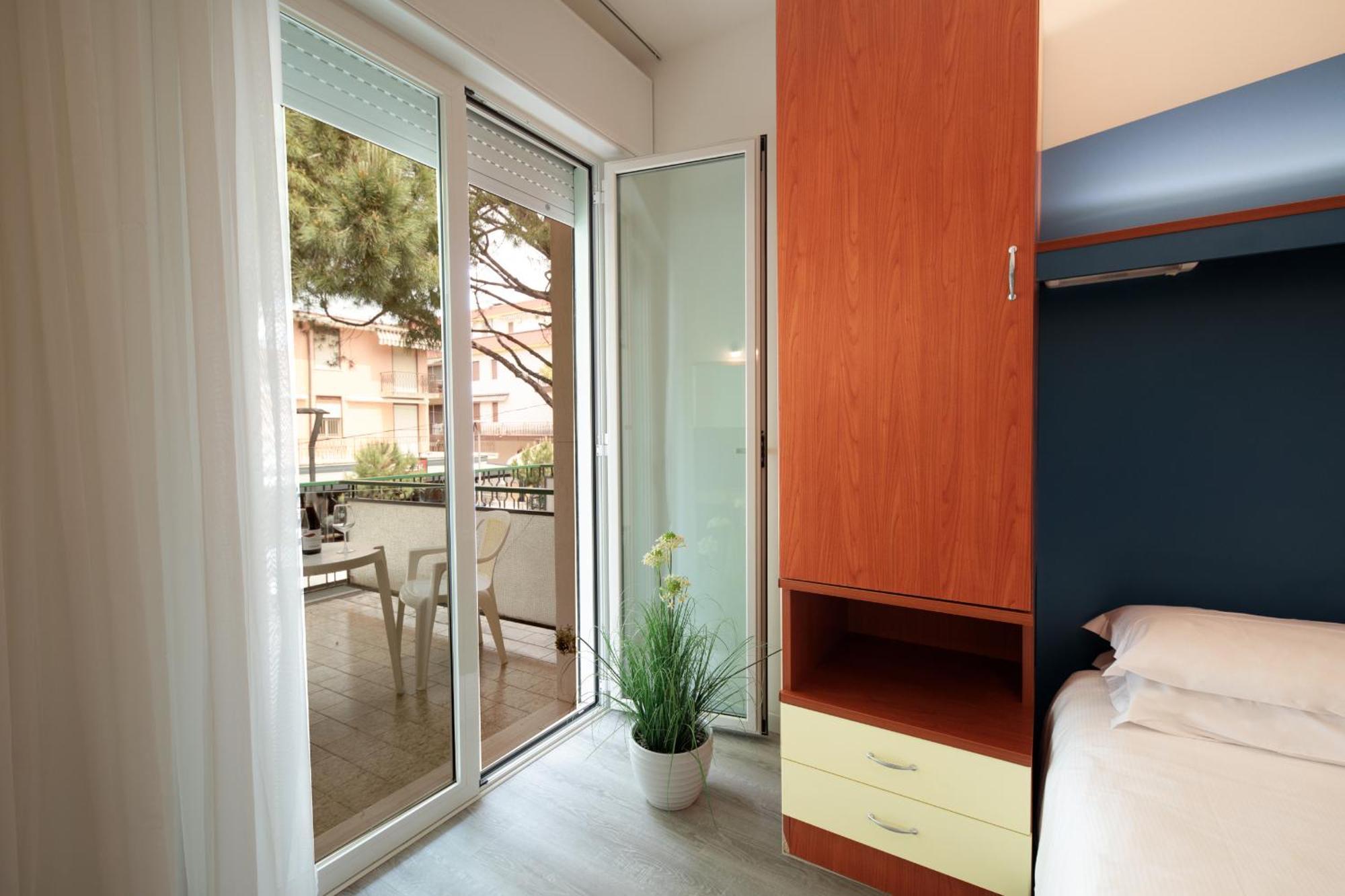 Hotel Derby S Lido di Jesolo Exterior photo