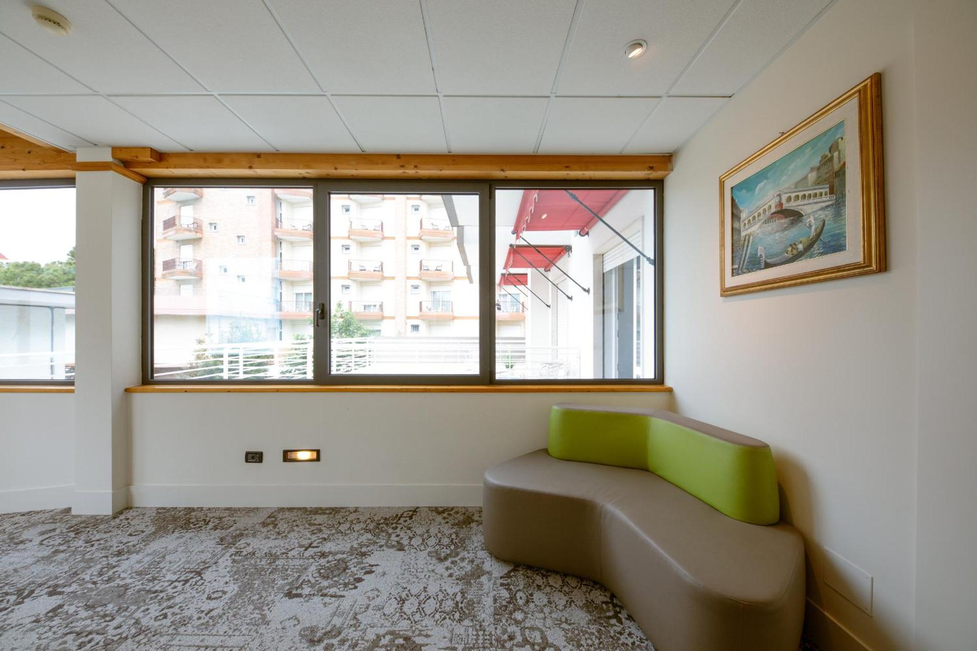 Hotel Derby S Lido di Jesolo Exterior photo