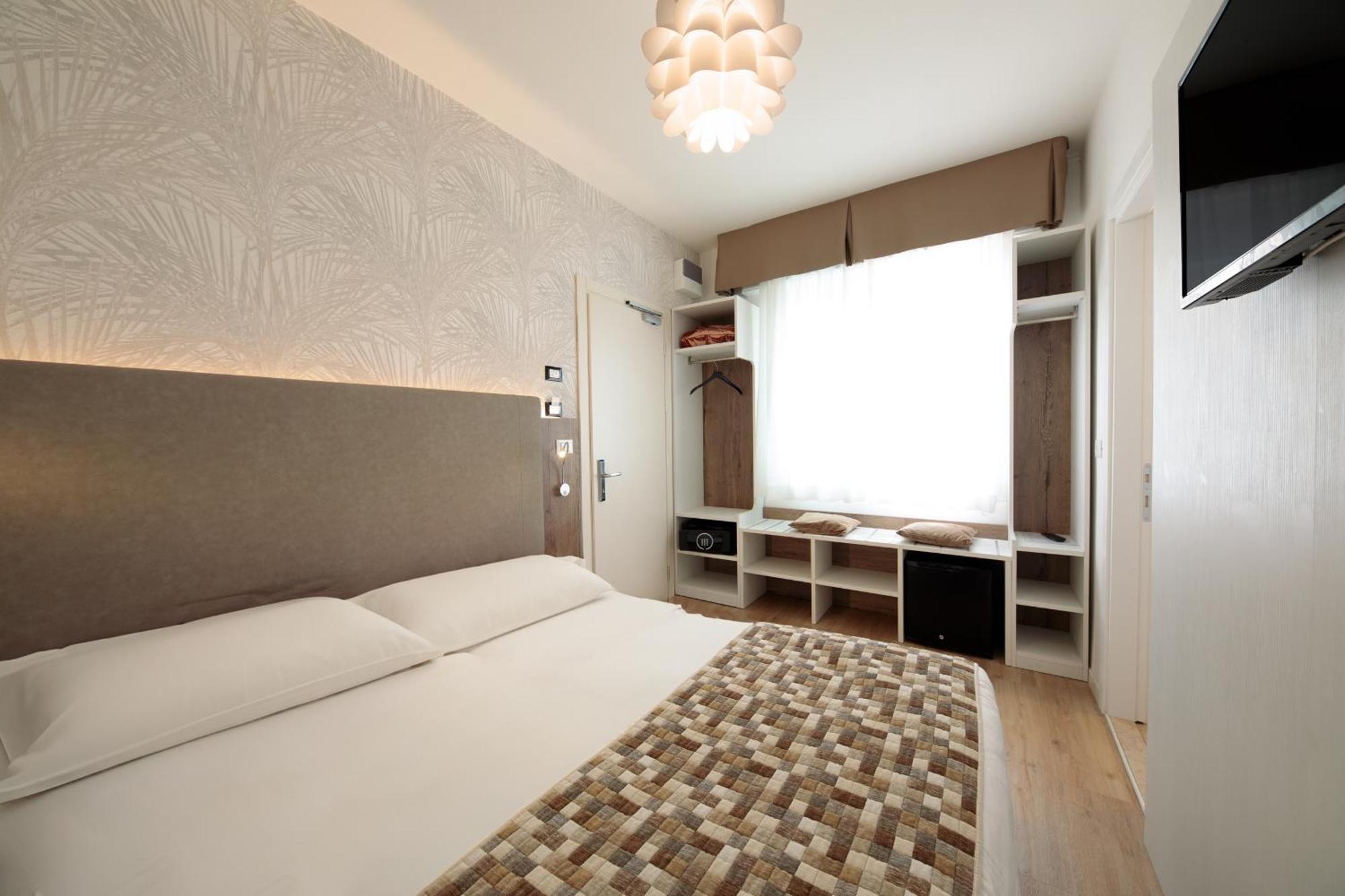 Hotel Derby S Lido di Jesolo Exterior photo