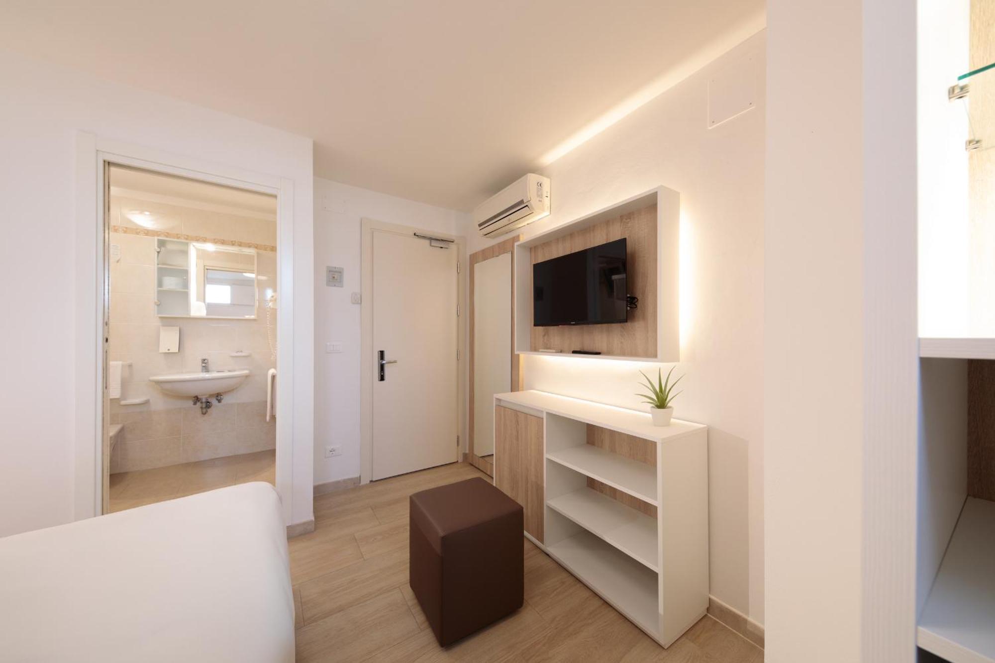 Hotel Derby S Lido di Jesolo Exterior photo