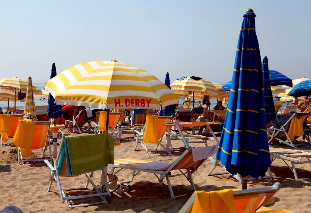 Hotel Derby S Lido di Jesolo Exterior photo