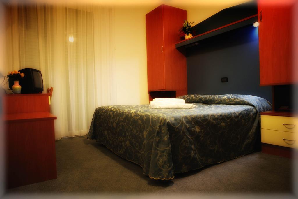 Hotel Derby S Lido di Jesolo Room photo